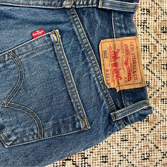 Vintage Hi Rise Levis Shorts - Picture 5 of 9